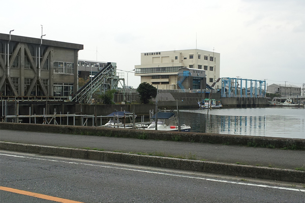 海老川水門